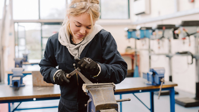 Employing an apprentice